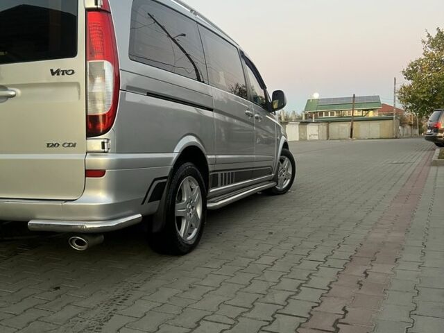 Серый Мерседес Вито, объемом двигателя 3 л и пробегом 360 тыс. км за 12300 $, фото 4 на Automoto.ua