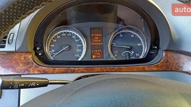 Серый Мерседес Вито, объемом двигателя 2.2 л и пробегом 610 тыс. км за 11500 $, фото 10 на Automoto.ua