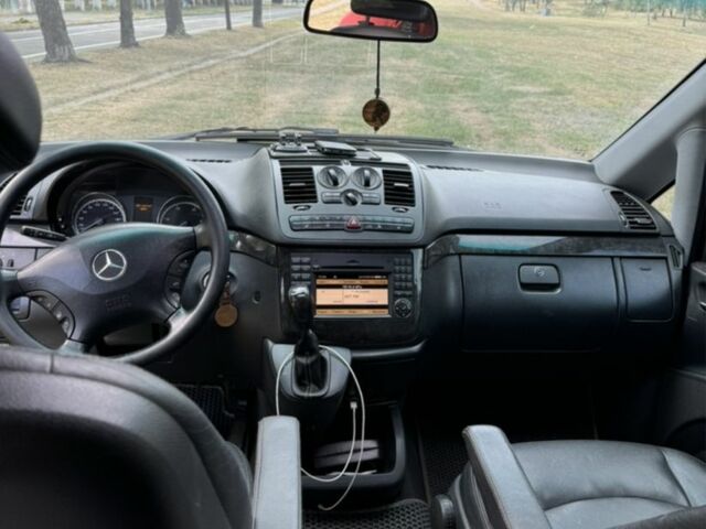 Серый Мерседес Вито, объемом двигателя 2.1 л и пробегом 260 тыс. км за 12499 $, фото 6 на Automoto.ua