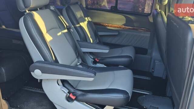 Серый Мерседес Вито, объемом двигателя 3 л и пробегом 400 тыс. км за 12300 $, фото 3 на Automoto.ua