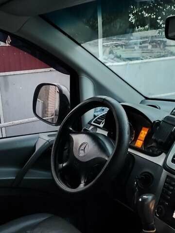 Серый Мерседес Вито, объемом двигателя 3 л и пробегом 308 тыс. км за 10500 $, фото 1 на Automoto.ua