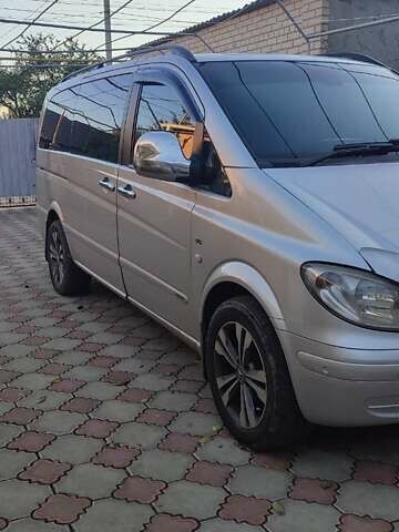 Серый Мерседес Вито, объемом двигателя 3 л и пробегом 308 тыс. км за 10500 $, фото 5 на Automoto.ua