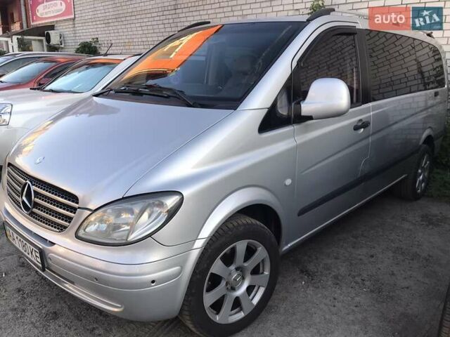 Серый Мерседес Вито, объемом двигателя 2.15 л и пробегом 370 тыс. км за 10800 $, фото 2 на Automoto.ua