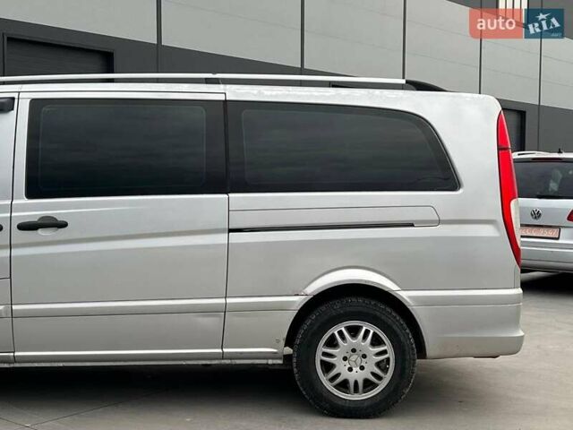 Серый Мерседес Вито, объемом двигателя 2.2 л и пробегом 428 тыс. км за 10990 $, фото 3 на Automoto.ua