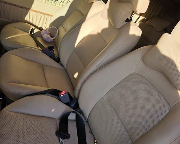 Сірий Мерседес Віто, об'ємом двигуна 3 л та пробігом 445 тис. км за 13500 $, фото 3 на Automoto.ua