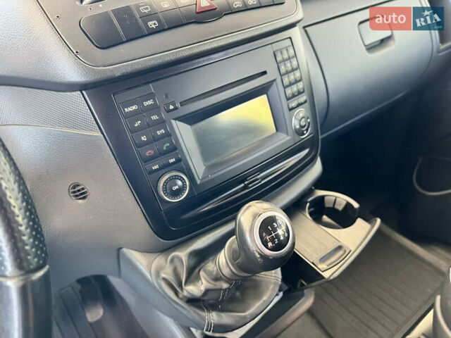 Серый Мерседес Вито, объемом двигателя 2.14 л и пробегом 222 тыс. км за 17799 $, фото 8 на Automoto.ua
