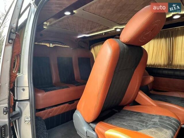 Серый Мерседес Вито, объемом двигателя 2.2 л и пробегом 312 тыс. км за 12699 $, фото 34 на Automoto.ua