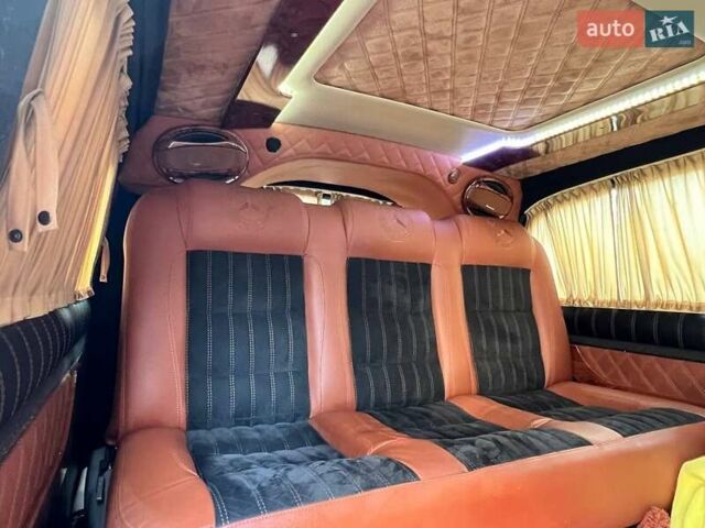 Серый Мерседес Вито, объемом двигателя 2.2 л и пробегом 312 тыс. км за 12699 $, фото 29 на Automoto.ua