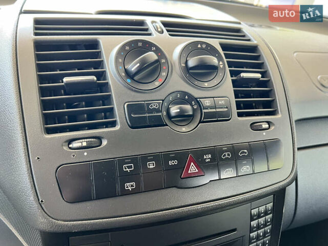 Серый Мерседес Вито, объемом двигателя 2.14 л и пробегом 222 тыс. км за 17799 $, фото 9 на Automoto.ua