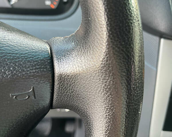 Серый Мерседес Вито, объемом двигателя 2.2 л и пробегом 218 тыс. км за 12700 $, фото 36 на Automoto.ua