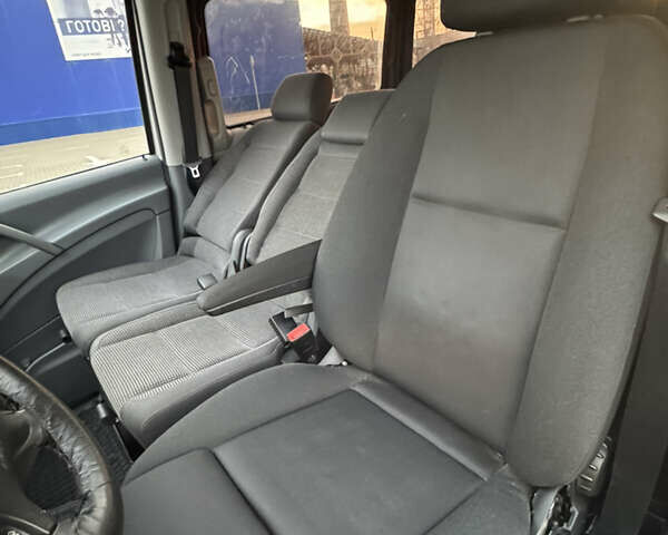 Серый Мерседес Вито, объемом двигателя 2.2 л и пробегом 238 тыс. км за 11500 $, фото 10 на Automoto.ua