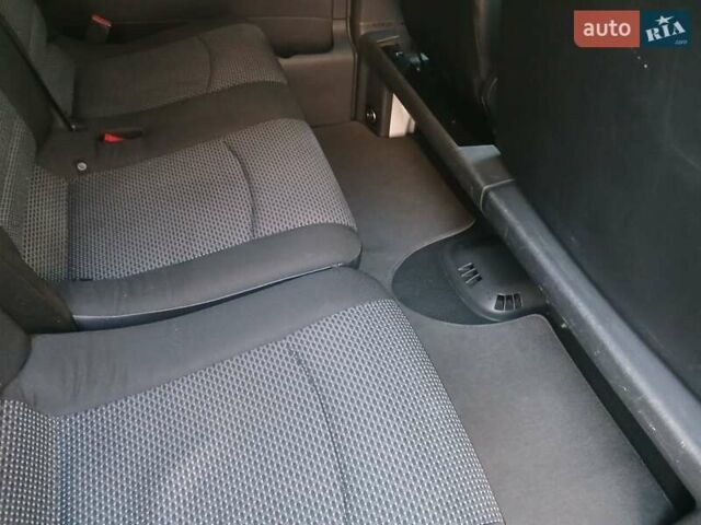 Сірий Мерседес Віто, об'ємом двигуна 2.2 л та пробігом 260 тис. км за 14800 $, фото 11 на Automoto.ua