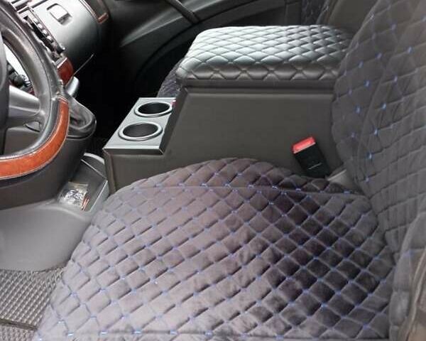 Серый Мерседес Вито, объемом двигателя 2.2 л и пробегом 287 тыс. км за 13500 $, фото 23 на Automoto.ua