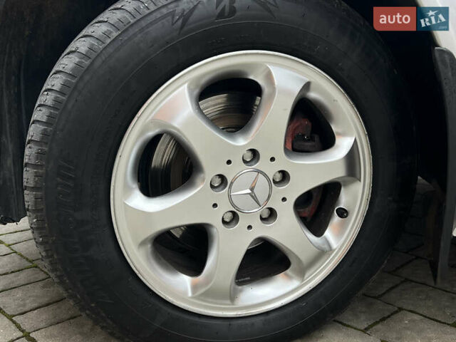 Серый Мерседес Вито, объемом двигателя 2.14 л и пробегом 305 тыс. км за 12999 $, фото 26 на Automoto.ua