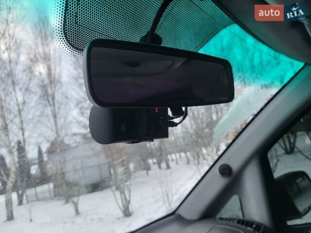 Сірий Мерседес Віто, об'ємом двигуна 2.14 л та пробігом 201 тис. км за 12800 $, фото 88 на Automoto.ua