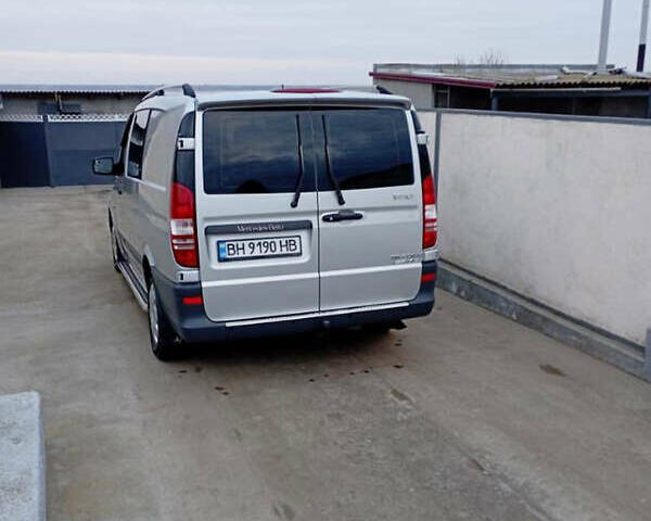Сірий Мерседес Віто, об'ємом двигуна 2.2 л та пробігом 287 тис. км за 13500 $, фото 7 на Automoto.ua