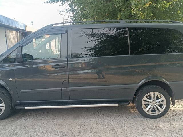 Серый Мерседес Вито, объемом двигателя 2 л и пробегом 340 тыс. км за 18500 $, фото 4 на Automoto.ua