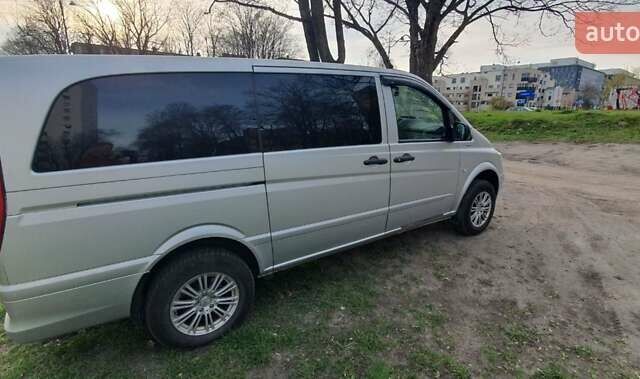 Серый Мерседес Вито, объемом двигателя 2.14 л и пробегом 286 тыс. км за 18500 $, фото 1 на Automoto.ua
