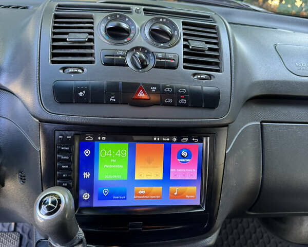 Серый Мерседес Вито, объемом двигателя 2.99 л и пробегом 430 тыс. км за 12800 $, фото 19 на Automoto.ua