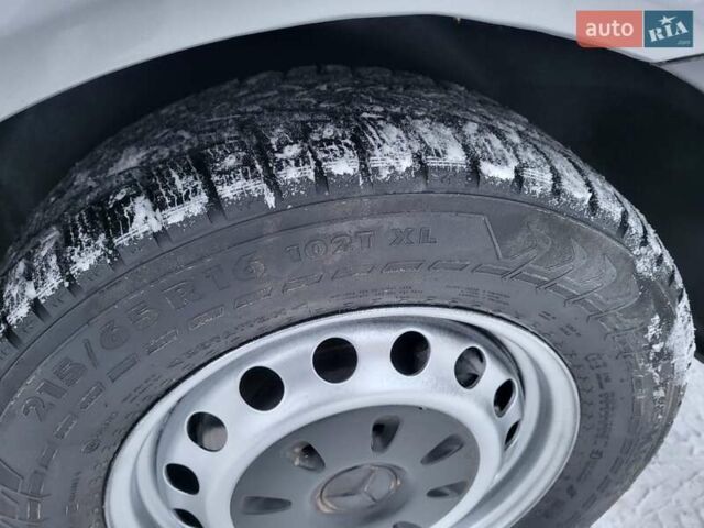 Сірий Мерседес Віто, об'ємом двигуна 2.14 л та пробігом 201 тис. км за 12800 $, фото 85 на Automoto.ua