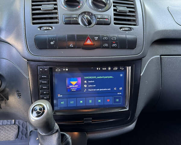 Серый Мерседес Вито, объемом двигателя 2.99 л и пробегом 430 тыс. км за 12800 $, фото 22 на Automoto.ua