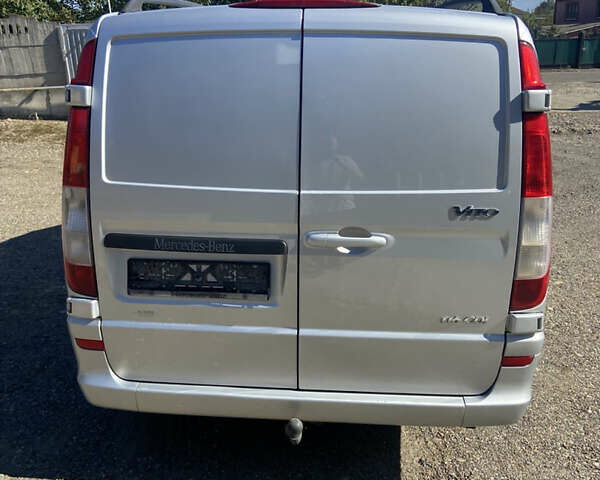 Серый Мерседес Вито, объемом двигателя 2.14 л и пробегом 355 тыс. км за 10800 $, фото 10 на Automoto.ua