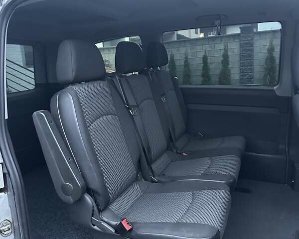 Серый Мерседес Вито, объемом двигателя 2.14 л и пробегом 335 тыс. км за 13300 $, фото 13 на Automoto.ua