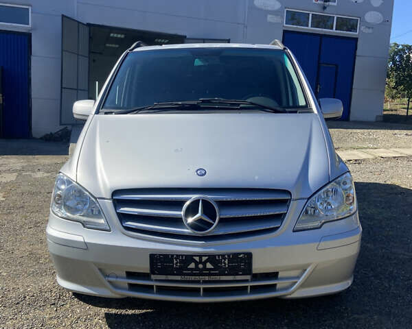 Серый Мерседес Вито, объемом двигателя 2.14 л и пробегом 355 тыс. км за 10800 $, фото 1 на Automoto.ua