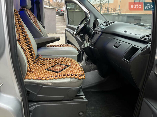 Серый Мерседес Вито, объемом двигателя 2.14 л и пробегом 305 тыс. км за 12999 $, фото 14 на Automoto.ua