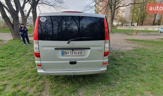 Серый Мерседес Вито, объемом двигателя 2.14 л и пробегом 286 тыс. км за 18500 $, фото 3 на Automoto.ua