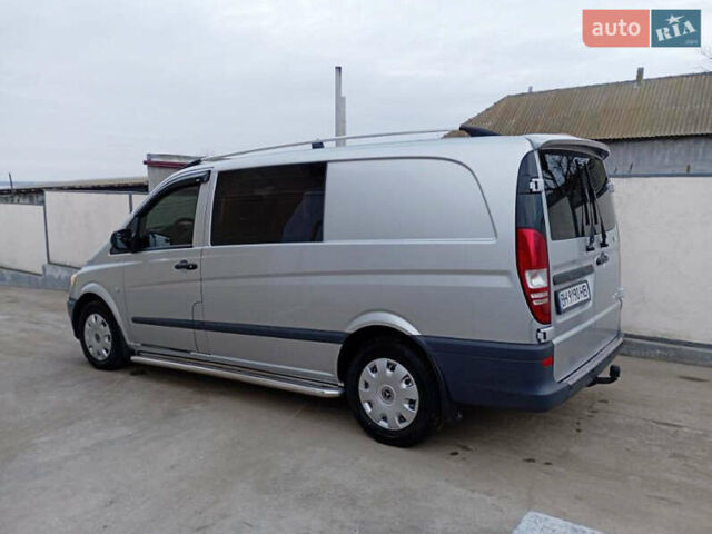 Серый Мерседес Вито, объемом двигателя 2.2 л и пробегом 287 тыс. км за 13500 $, фото 6 на Automoto.ua