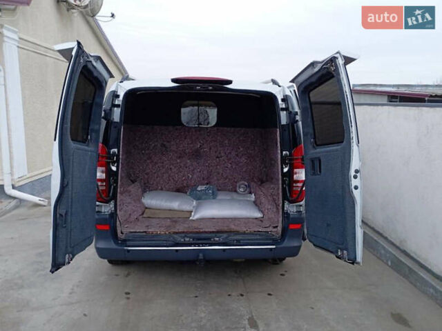 Сірий Мерседес Віто, об'ємом двигуна 2.2 л та пробігом 287 тис. км за 13500 $, фото 26 на Automoto.ua