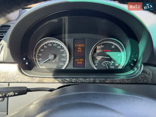 Серый Мерседес Вито, объемом двигателя 2.14 л и пробегом 215 тыс. км за 15500 $, фото 18 на Automoto.ua
