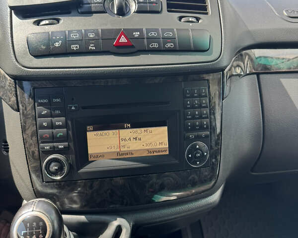 Серый Мерседес Вито, объемом двигателя 2.14 л и пробегом 215 тыс. км за 15500 $, фото 19 на Automoto.ua