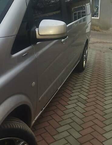 Сірий Мерседес Віто, об'ємом двигуна 2.14 л та пробігом 300 тис. км за 15555 $, фото 4 на Automoto.ua