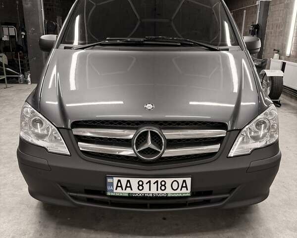 Серый Мерседес Вито, объемом двигателя 2.99 л и пробегом 240 тыс. км за 19950 $, фото 21 на Automoto.ua