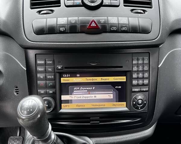 Мерседес Вито 2013 в Киеве на Automoto.ua Серый Мерседес Вито, объемом двигателя 2.14 л и пробегом 307 тыс. км за 17000 $, фото 11 на Automoto.ua