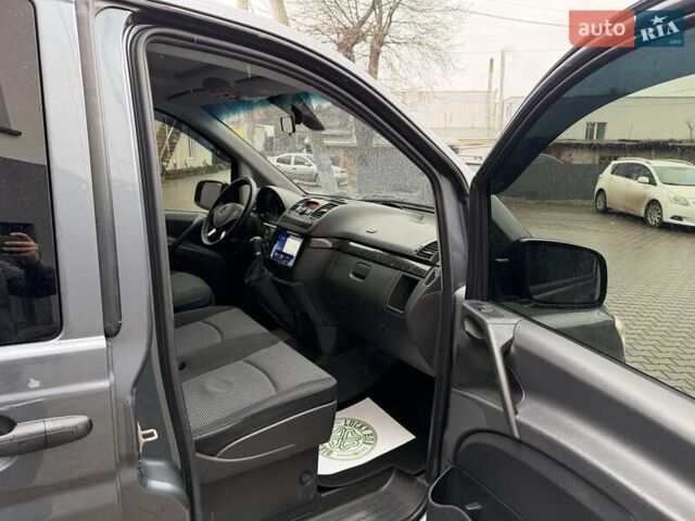 Серый Мерседес Вито, объемом двигателя 2.99 л и пробегом 240 тыс. км за 19950 $, фото 12 на Automoto.ua