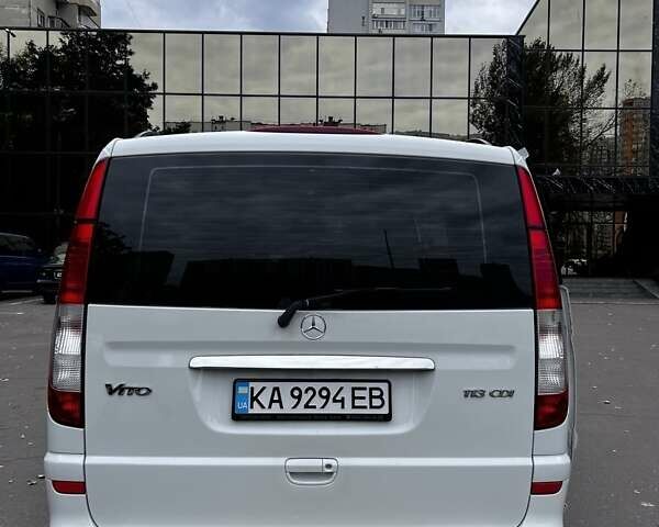 Мерседес Вито 2013 в Киеве на Automoto.ua Серый Мерседес Вито, объемом двигателя 2.14 л и пробегом 307 тыс. км за 17000 $, фото 1 на Automoto.ua