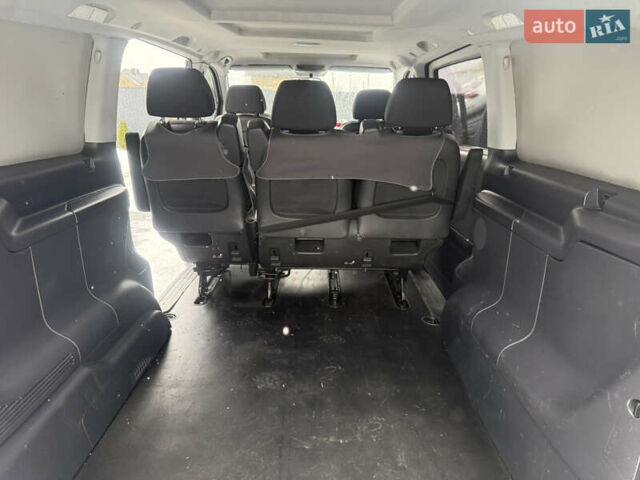 Серый Мерседес Вито, объемом двигателя 2.14 л и пробегом 233 тыс. км за 14800 $, фото 18 на Automoto.ua