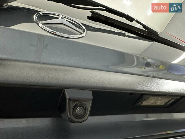 Серый Мерседес Вито, объемом двигателя 2.2 л и пробегом 247 тыс. км за 19999 $, фото 62 на Automoto.ua