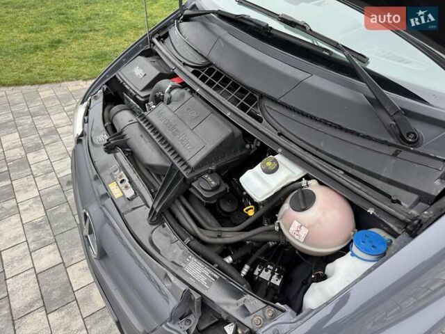 Серый Мерседес Вито, объемом двигателя 2.1 л и пробегом 297 тыс. км за 14900 $, фото 50 на Automoto.ua