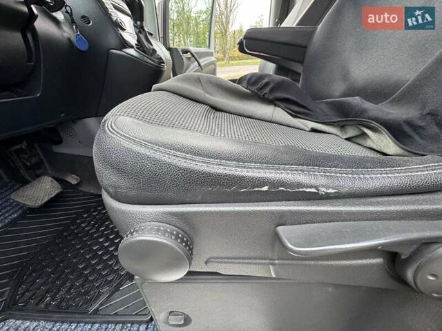 Мерседес Вито 2014 в Киеве на Automoto.ua Серый Мерседес Вито, объемом двигателя 2.14 л и пробегом 306 тыс. км за 20800 $, фото 13 на Automoto.ua