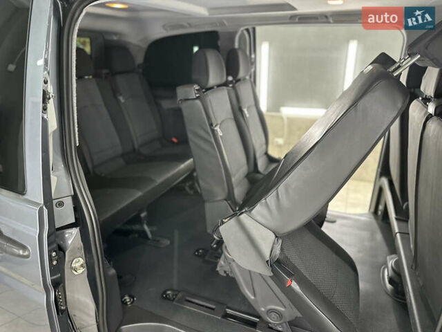 Серый Мерседес Вито, объемом двигателя 2.2 л и пробегом 247 тыс. км за 19999 $, фото 46 на Automoto.ua