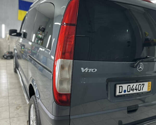 Серый Мерседес Вито, объемом двигателя 2.2 л и пробегом 247 тыс. км за 19999 $, фото 13 на Automoto.ua