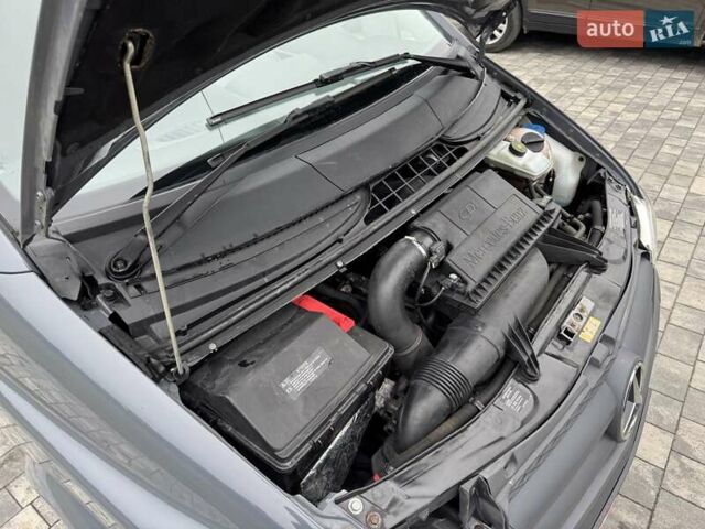 Серый Мерседес Вито, объемом двигателя 2.1 л и пробегом 297 тыс. км за 14900 $, фото 49 на Automoto.ua