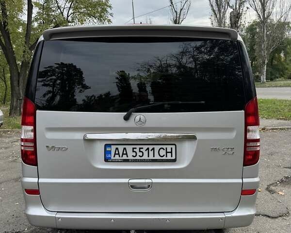 Мерседес Вито 2014 в Киеве на Automoto.ua Серый Мерседес Вито, объемом двигателя 2.14 л и пробегом 306 тыс. км за 20800 $, фото 3 на Automoto.ua