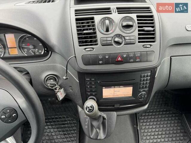 Серый Мерседес Вито, объемом двигателя 2.1 л и пробегом 297 тыс. км за 14900 $, фото 27 на Automoto.ua
