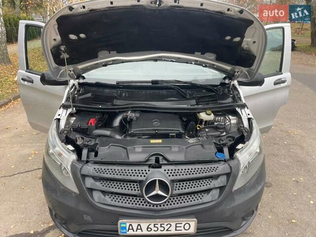 Серый Мерседес Вито, объемом двигателя 2.1 л и пробегом 223 тыс. км за 21800 $, фото 16 на Automoto.ua