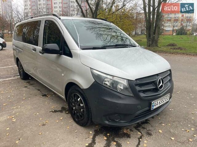 Серый Мерседес Вито, объемом двигателя 2.1 л и пробегом 223 тыс. км за 21800 $, фото 2 на Automoto.ua